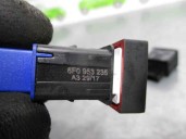Replacement hazard warning switch for Seat Ibiza (KJ1) 1.0 OEM IAM reference 6F0953235 