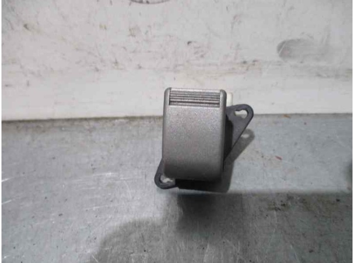 Recambio de mando elevalunas delantero derecho para honda hr-v (gh) 1.6 cat referencia OEM IAM 35770S2HG51 5 PINES 