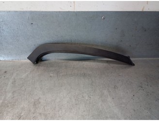 Recambio de molduras delanteras para renault megane iii hatchback (bz0/1_, b3_) 1.2 tce (bz2b, bz11) referencia OEM IAM 26044623