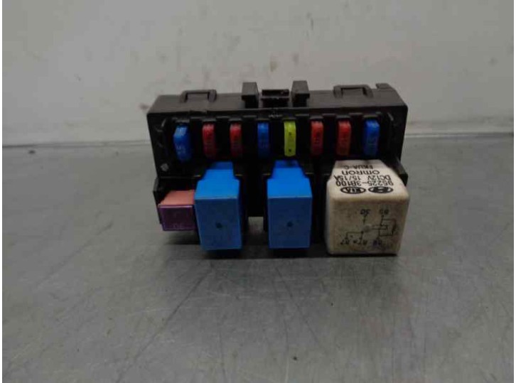 Recambio de caja reles / fusibles para kia cee´d sporty wagon 1.6 crdi cat referencia OEM IAM 919510Q000 