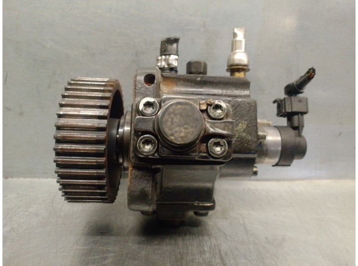 Replacement injection pump for Fiat Freemont (345) 2.0 16V Multijet cat OEM IAM reference 55237689 0445010307 BOSCH