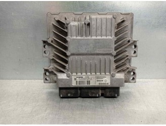 Recambio de centralita motor uce para renault scenic ii confort authentique referencia OEM IAM 8200565863 S122326109A SIEMENS