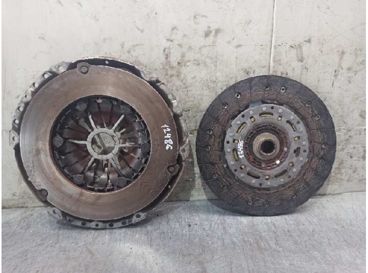 Recambio de kit embrague para audi tt (8j3/8j9) 2.0 tdi quattro coupe referencia OEM IAM 95115115205  