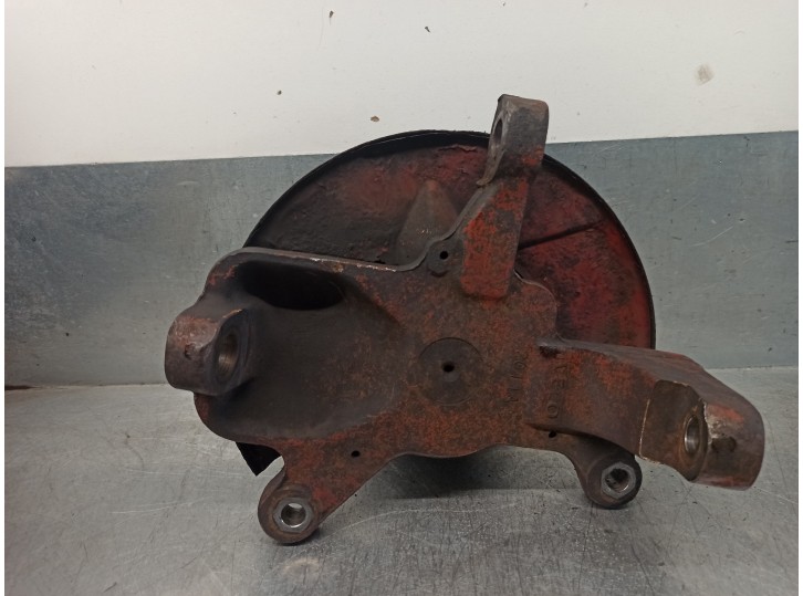 Recambio de mangueta delantera derecha para iveco c35 (1997 - ...) 2.8 referencia OEM IAM 500391885  