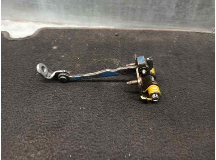 Recambio de retenedor puerta para renault megane i fase 2 classic (la..) 1.6 referencia OEM IAM   