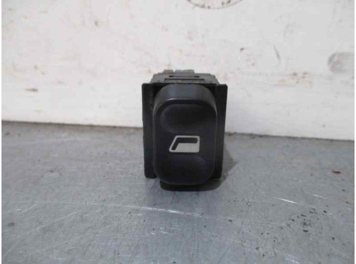 Recambio de mando elevalunas delantero derecho para peugeot partner (s1) break referencia OEM IAM 6552Z7 