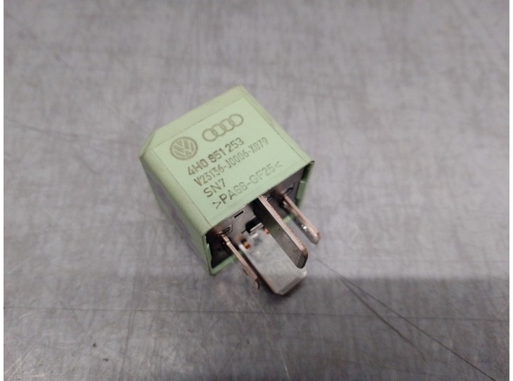 Recambio de rele para seat ibiza (kj1) 1.0 tsi referencia OEM IAM 4H0951253  