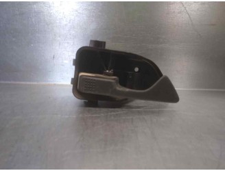 Recambio de maneta interior trasera izquierda para ford sierra berlina 2.0 referencia OEM IAM 88BBA22601BA  
