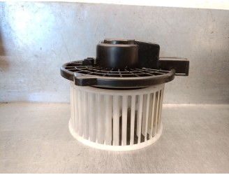 Recambio de motor calefaccion para mazda 3 hatchback (bp) 2.0 skyactiv-g m hybrid referencia OEM IAM 8727001772  