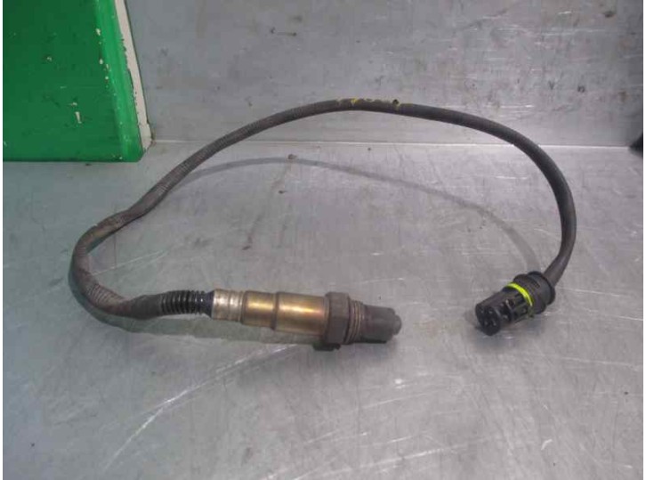 Replacement lambda sensor for Mercedes-Benz C-Class (W203) SportCoupe 1.8 CAT OEM IAM reference 0025400617 0258006475 BOSCH