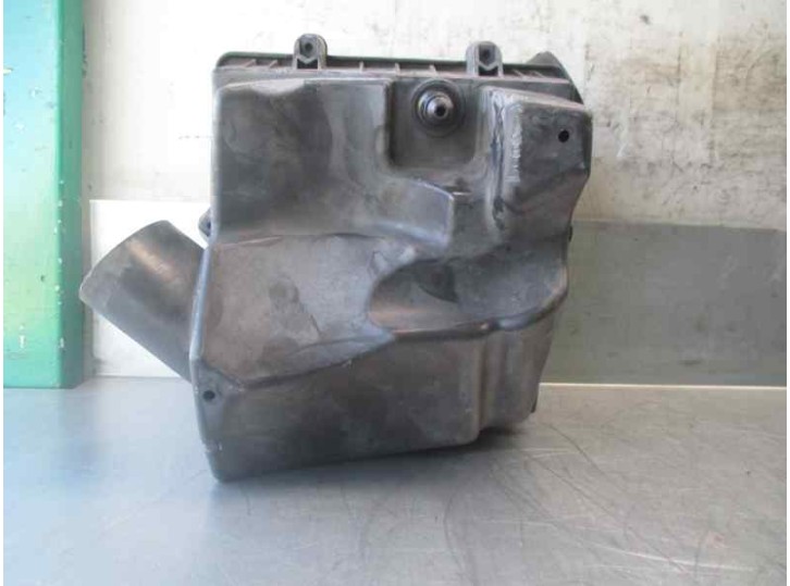 Recambio de carcasa filtro de aire para opel corsa d limited edition referencia OEM IAM 55557185 467582339 SOGEFI