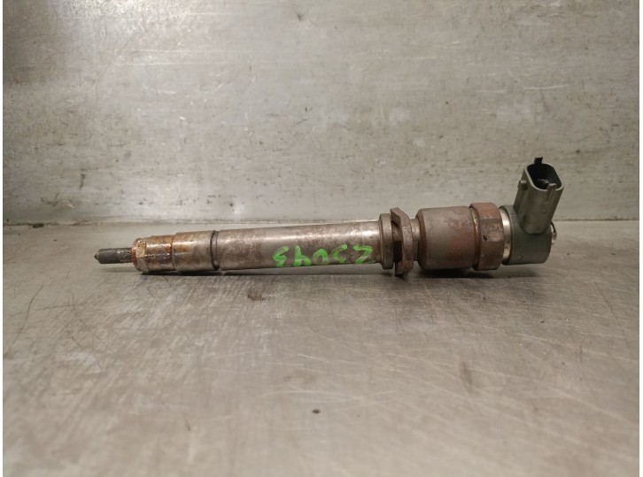 Recambio de inyector para volvo s60 i (384) d5 referencia OEM IAM 8658352 8603595 0445110078 BOSCH