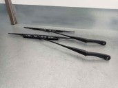 Recambio de brazo limpia delantero derecho para dacia sandero ambiance referencia OEM IAM   