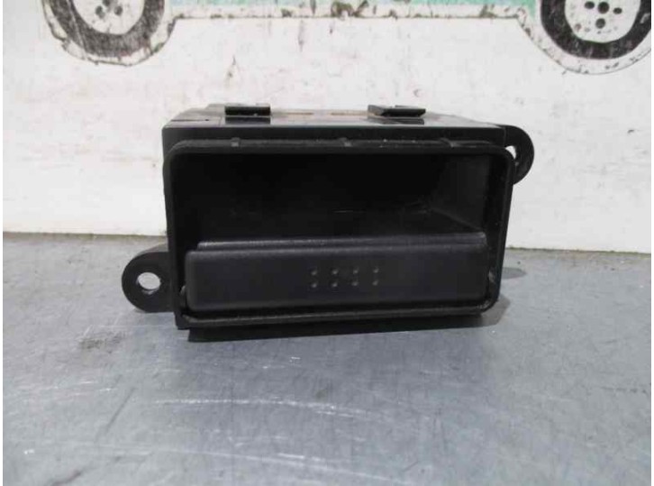 Replacement clock for Honda HR-V (GH) 1.6 CAT OEM IAM reference 39700S2HG01 4 PINS 