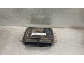 Recambio de centralita motor uce para volvo s40 berlina 1.6 cat referencia OEM IAM 30614602 S118245001D SIEMENS