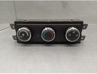 Replacement heater / air conditioning control for Fiat Freemont (345) 2.0 16V Multijet CAT OEM IAM reference 55111313AB 