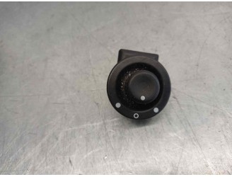 Recambio de mando retrovisor para dacia sandero ambiance referencia OEM IAM 8200002442  