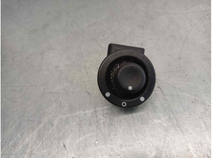 Recambio de mando retrovisor para dacia sandero ambiance referencia OEM IAM 8200002442 