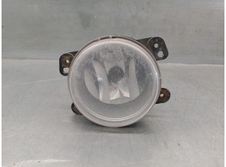 Recambio de faro antiniebla izquierdo para fiat freemont (345) 2.0 16v multijet cat referencia OEM IAM 05182026AA 5 PUERTAS