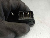 Recambio de mando elevalunas delantero derecho para dacia sandero ambiance referencia OEM IAM 602227  