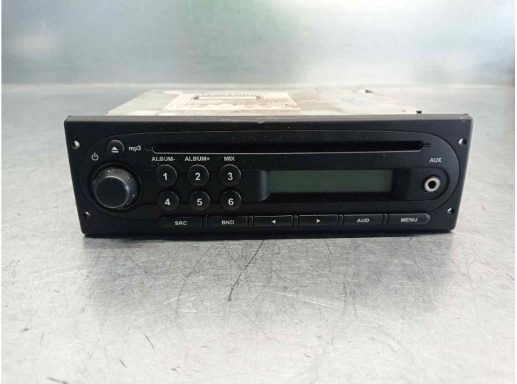 Recambio de sistema audio / radio cd para dacia sandero ambiance referencia OEM IAM 7648052592 