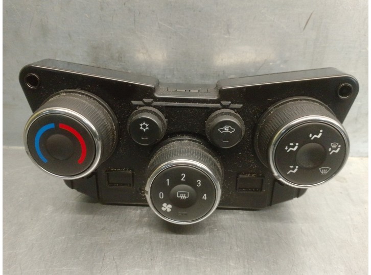 Replacement heater/air conditioning control for Chevrolet Aveo 1.3 diesel cat OEM IAM reference 95076695 