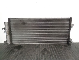Replacement condenser / air conditioning radiator for Chevrolet Aveo 1.3 diesel cat OEM IAM reference 95328644 