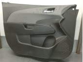 Recambio de guarnecido puerta delantera izquierda para chevrolet aveo 1.3 diesel cat referencia OEM IAM 95941183  