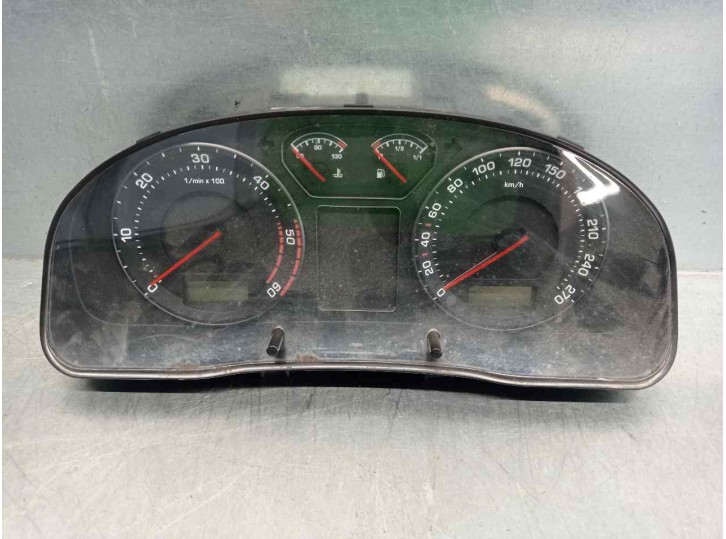 Recambio de cuadro instrumentos para skoda superb (3u4) classic referencia OEM IAM 3U0920811A 110080116007 VDO