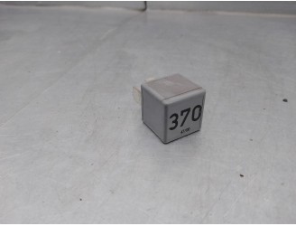 Recambio de rele para audi a6 berlina (4b2) 2.5 v6 24v tdi referencia OEM IAM 8D0951253 
