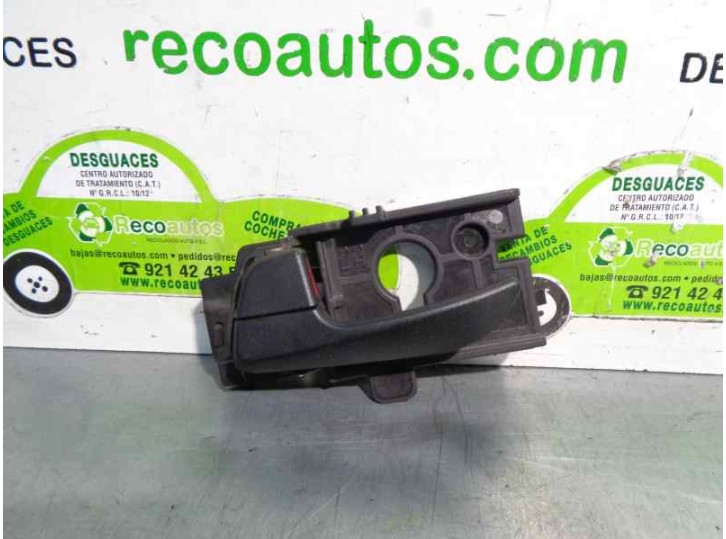 Recambio de maneta interior trasera izquierda para hyundai i10 1.0 cat referencia OEM IAM 83610B9000PYN 83610B9000 
