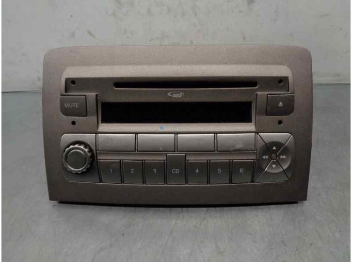 Recambio de sistema audio / radio cd para lancia musa (184) 1.3 jtd 16v referencia OEM IAM 7354372790 