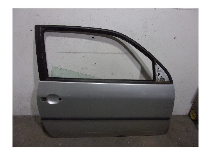 Recambio de puerta delantera derecha para seat arosa (6h1) 1.0 referencia OEM IAM 6X3831052AJ GRIS 3 PUERTAS