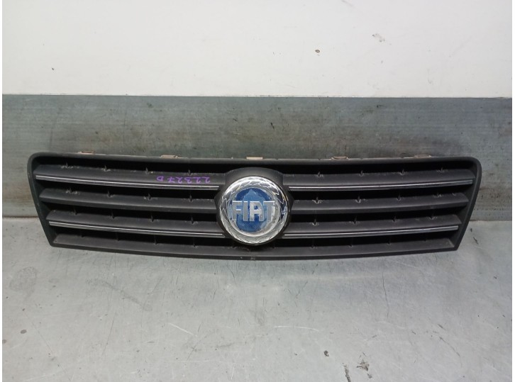 Recambio de rejilla delantera para fiat punto (188_) 1.3 jtd 16v referencia OEM IAM 46849441 46849441 