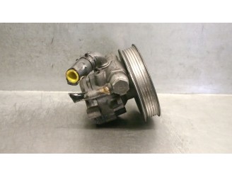 Recambio de bomba servodireccion para audi q7 (4lb) 3.0 tdi quattro referencia OEM IAM 7L6422154C 7L8422154D 1122C KYB