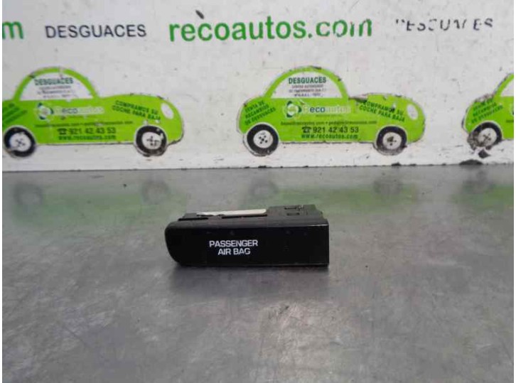 Replacement switch for Hyundai i10 1.0 CAT OEM IAM reference 95960B4000 