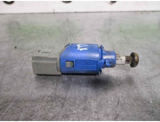 Recambio de interruptor para renault kangoo 1.5 dci diesel referencia OEM IAM 8200168239B 