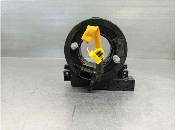 Recambio de anillo airbag para mazda cx-5 2.0 cat referencia OEM IAM KD4966CS0A  