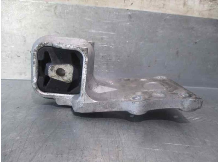 Recambio de soporte motor para opel sintra 2.2 16v cat (x 22 xe) referencia OEM IAM 012197C 