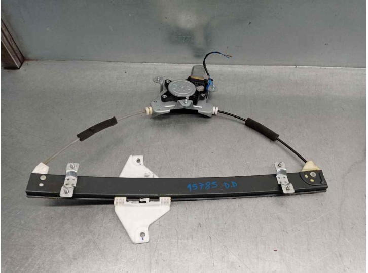 Recambio de elevalunas delantero derecho para chevrolet captiva 2.2 vcdi lt 2wd referencia OEM IAM 96624333 2 PINES 5 PUERTAS