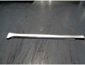 Recambio de spoiler talonera lateral izquierda para lexus ls (usf4/uvf4) 460 referencia OEM IAM 7585250040  