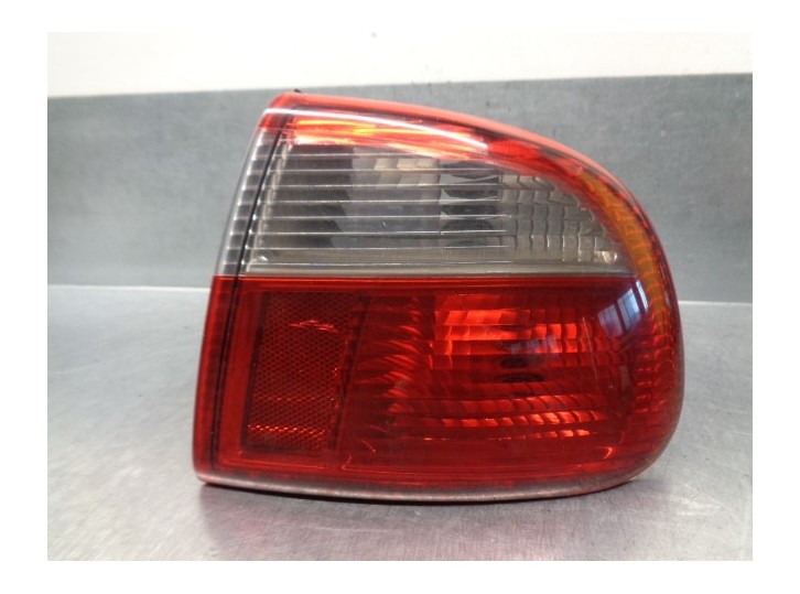 Recambio de piloto trasero derecho para seat toledo (1m2) 1.9 tdi referencia OEM IAM 1M5945096B  DE ALETA