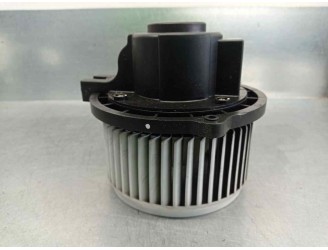 Recambio de motor calefaccion para chevrolet captiva 2.2 vcdi lt 2wd referencia OEM IAM 42424010  