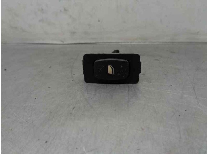 Recambio de mando elevalunas trasero izquierdo para lancia phedra (180) 2.2 jtd cat referencia OEM IAM 14996420XT 