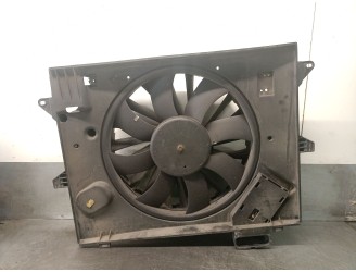 Recambio de electroventilador para jaguar s-type 3.0 v6 24v cat referencia OEM IAM XR82853 XR82853 