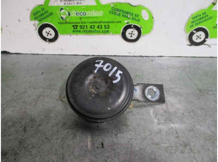 Replacement horn for Citroën C-Crosser 2.2 HDi FAP CAT OEM IAM reference 6236K3 7B12 