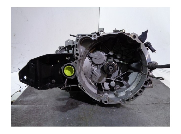 Recambio de caja cambios para volvo v40 familiar diesel cat referencia OEM IAM P30616141 36050412 3.77