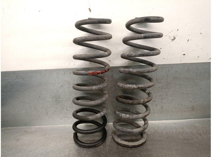 Recambio de muelle amortiguacion para kia cee´d (jd) 1.6 crdi 136 referencia OEM IAM 55350A6240 55350A6240 