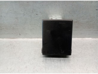 Recambio de modulo electronico para toyota corolla (_e12_) 2.0 d-4d (cde120r_, cde120l_) referencia OEM IAM 8865002380  MB277200