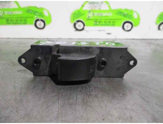 Recambio de mando elevalunas trasero derecho para citroën c-crosser 2.2 hdi fap cat referencia OEM IAM 8608A062 C8DD603M 